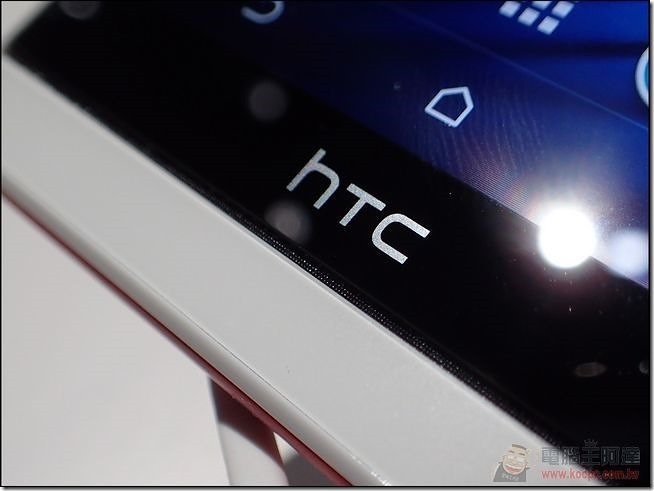 HTC Desire EYE (5)