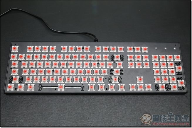 1st-PLAYER火玫瑰機械式鍵盤-12