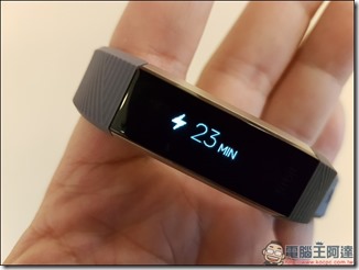 Fitbit Alta HR全新改款上市最輕巧的心率追蹤手環幫你好眠- 電腦王阿達