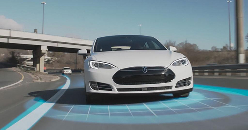 Tesla 想為電動車提供 M2M 電信服務，將車輛智慧連線功能提升到全新級別 - 電腦王阿達
