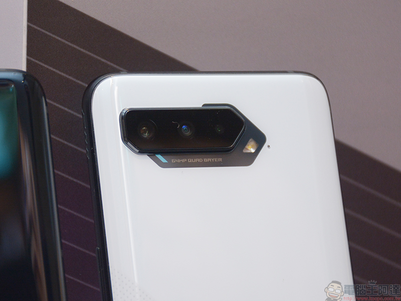 ROG Phone 5 正式發表，3款機型滿足你的高強度遊戲需求 - 電腦王阿達