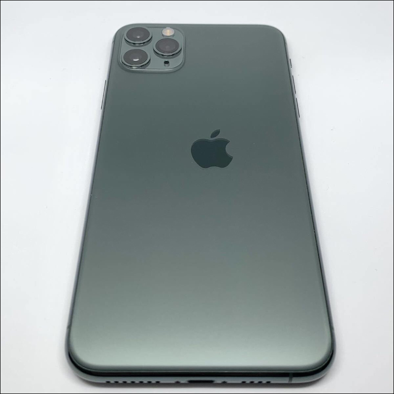 iPhone 13 螢幕保護貼曝光，對比 iPhone 12 確認瀏海終於縮小了！ - 電腦王阿達