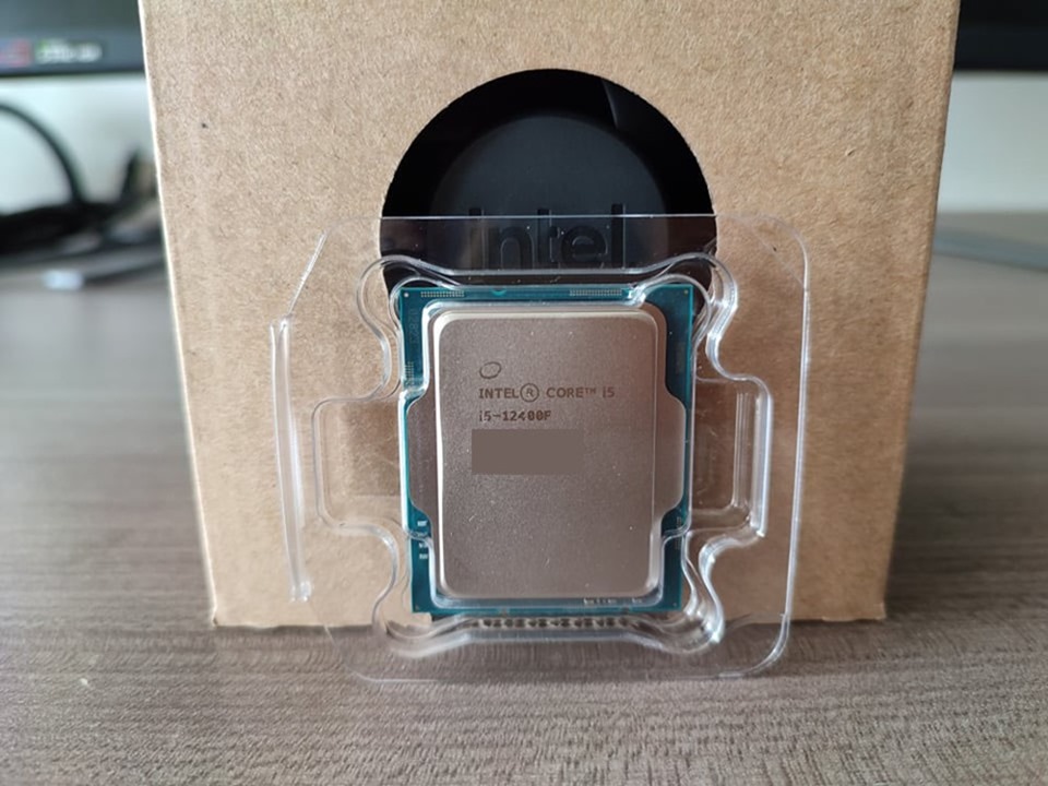 還沒發表的Intel i5-12400F 已偷偷在國外搶先開賣，售價為222 美元