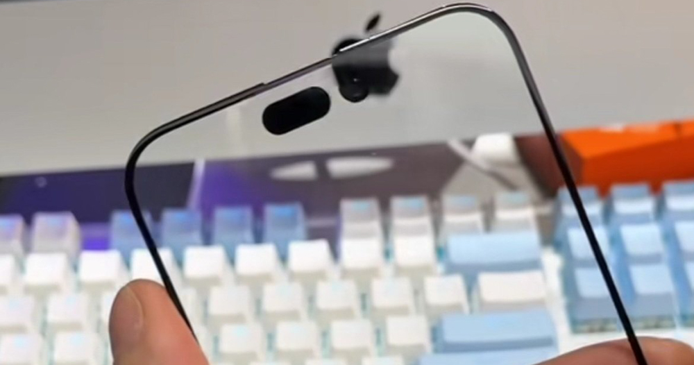 這叫超旗艦？多方洩漏照指 iPhone 15 Pro Max 將升級極窄螢幕邊框 - 電腦王阿達