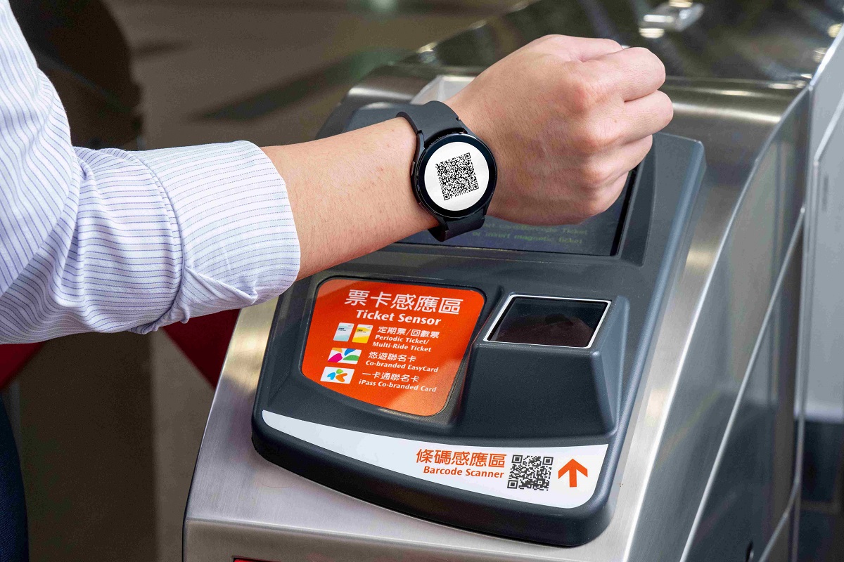 台灣高鐵「T-EX行動購票」App可支援智慧手錶 手錶可開啟車票QR code - 電腦王阿達