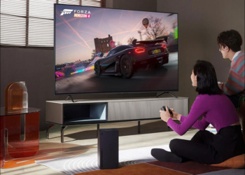 搭配遊戲主機，該選顯示器還是電視？